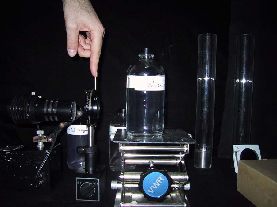 polarizer (rotatable) sample Tyndall Beam (illuminator) polarizer (unmounted) lab jack PART A) Use the Tyndall beam to explore polarization in Rayleigh scattering.