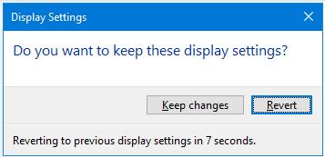 The Display Settings message appears, prompting you to keep the display