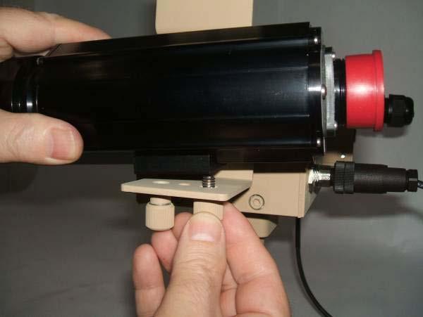 Figure 18: Attaching a Thermal Camera It is also possible to mount both the thermal camera and IR Illuminator to the accessory mounting bracket at the same time.