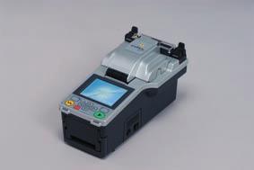 Types of Fusion Splicers in the industry There are a number of ways to categorize splicers.