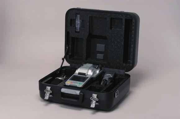 85 pounds)-making it the first hand-held and most compact, lightweight core-aligning splicer in the industry.