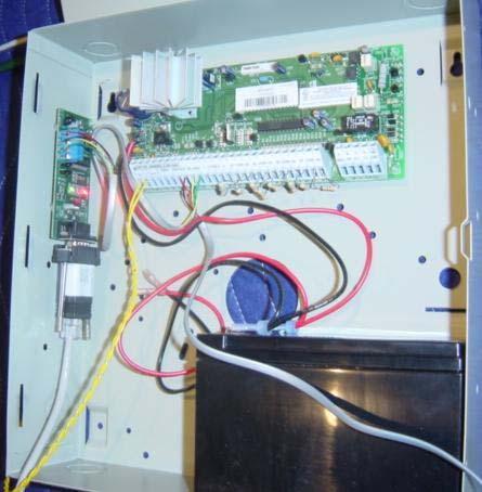 INSTALLATION OVERVIEW 1. If you are using the wall mount box, then be sure to mount the DSC IT-100 so that the RS-232 connection can be easily made.