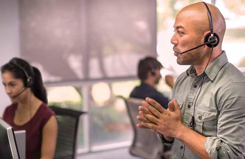 Savi 740/745 Savi 730 CS540 CS530 Customer Service Worker In a customer service center the stakes are high with every call. Comfort, call clarity, and reliability all play a critical role.