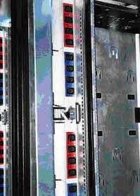 1 to 4 outlets per server Local power distribution modules