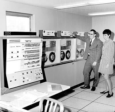 History: the mainframe era (50s-70s) High-level programming languages Fortran, Ada, Cobol, Data structures Sorting