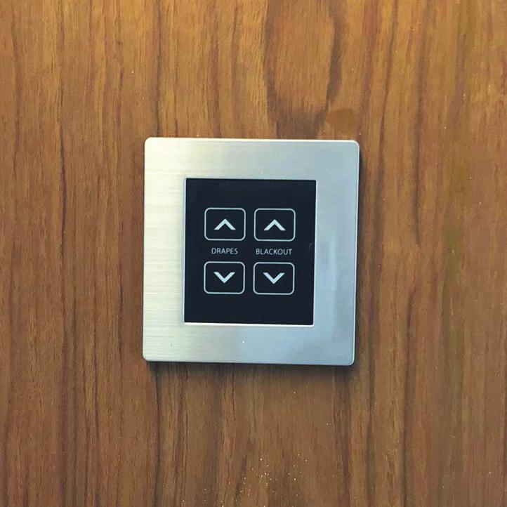 oﬀering simple maintenance and ﬂexible customisation Park Hyatt, Siem Reap Each standard size single switch panel can support from 1 to 6