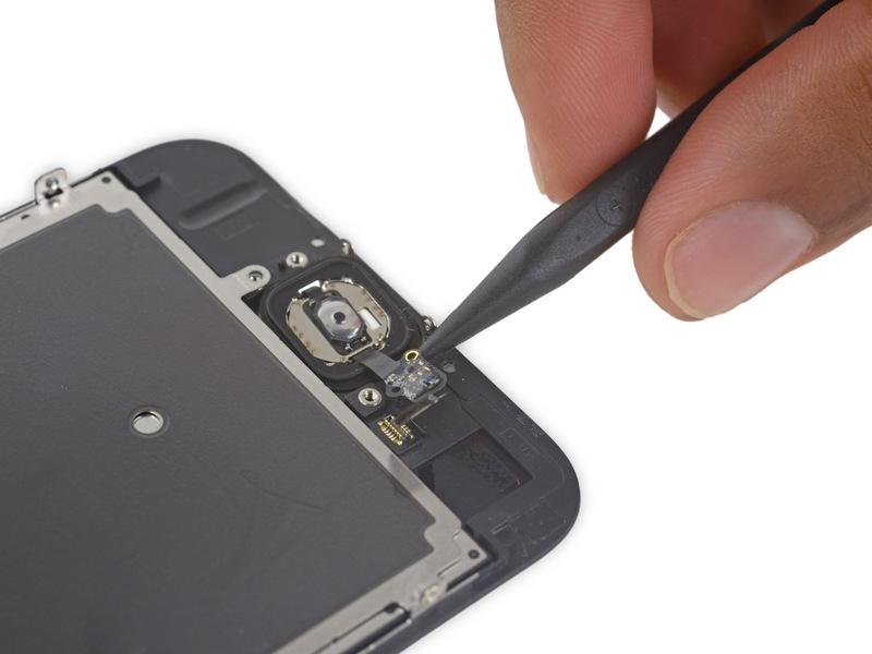 Step 26 Use the pointed tip of a spudger to pry the home button flex cable off the