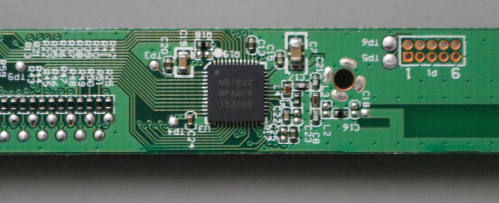 Klostermeier and Deeg Case Study: Security of Modern Bluetooth Keyboards 8 Figure 6 shows the PCB of the tested Microsoft wireless keyboard with a nrf51822 6 system-on-a-chip (SoC) by Nordic