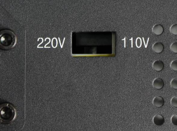 (Figure 2) Choose the voltage ratings (2) There are 3 ports at the bottom right of the base, and accordingly there are 3 cable connectors. Firstly, in Fig.