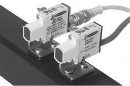 MINI-BEAM SM31E/SM31R and SM31EL/SM31RL Self-contained DC-operated Opposed Mode Sensors Compact, self-contained opposed mode modulated infrared sensor pairs for 1-3V dc operation Standard sensor