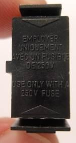 Fuse type: 20 x 5mm T 1A L fuse! If the fuse should fail, it is essential that it is replaced with one of the same type and rating.