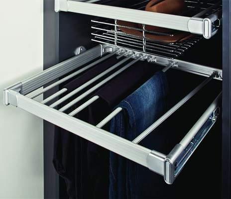 WARDROBE PLANNER. PULL-OUT STORAGE SYSTEM FLEXSTORE.