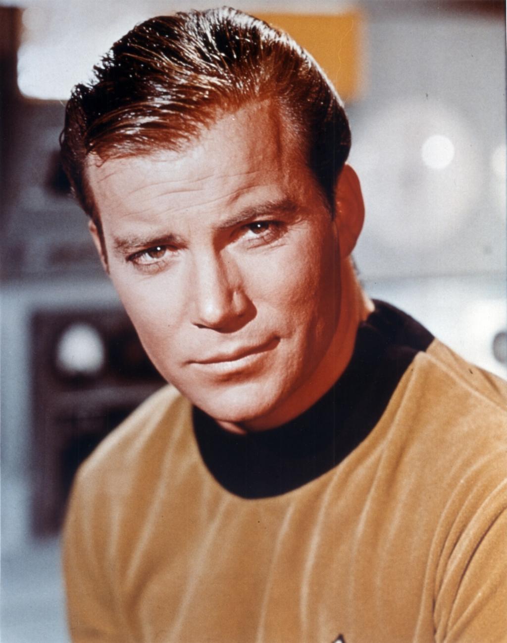Polymorphism StarTrek: Captain Kirk was in trouble, as usual. He met an extremely beautiful lady who, however, later on changed into a hideous troll.