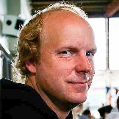 Kent Beck 9/30 Kent Beck is an American software engineer and the creator of the Extreme Programming