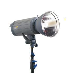 The monolight ships with a protective cap.