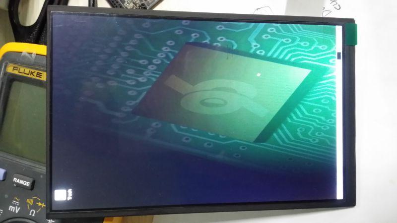 7 LCD touchscreen