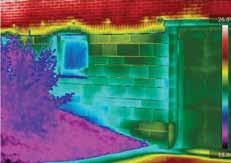Thermal images, with different resolutions, of a wall Image taken with 120 x 120 pixels resolution. Image taken with 320 x 240 pixels resolution. Image taken with 640 x 480 pixels resolution.