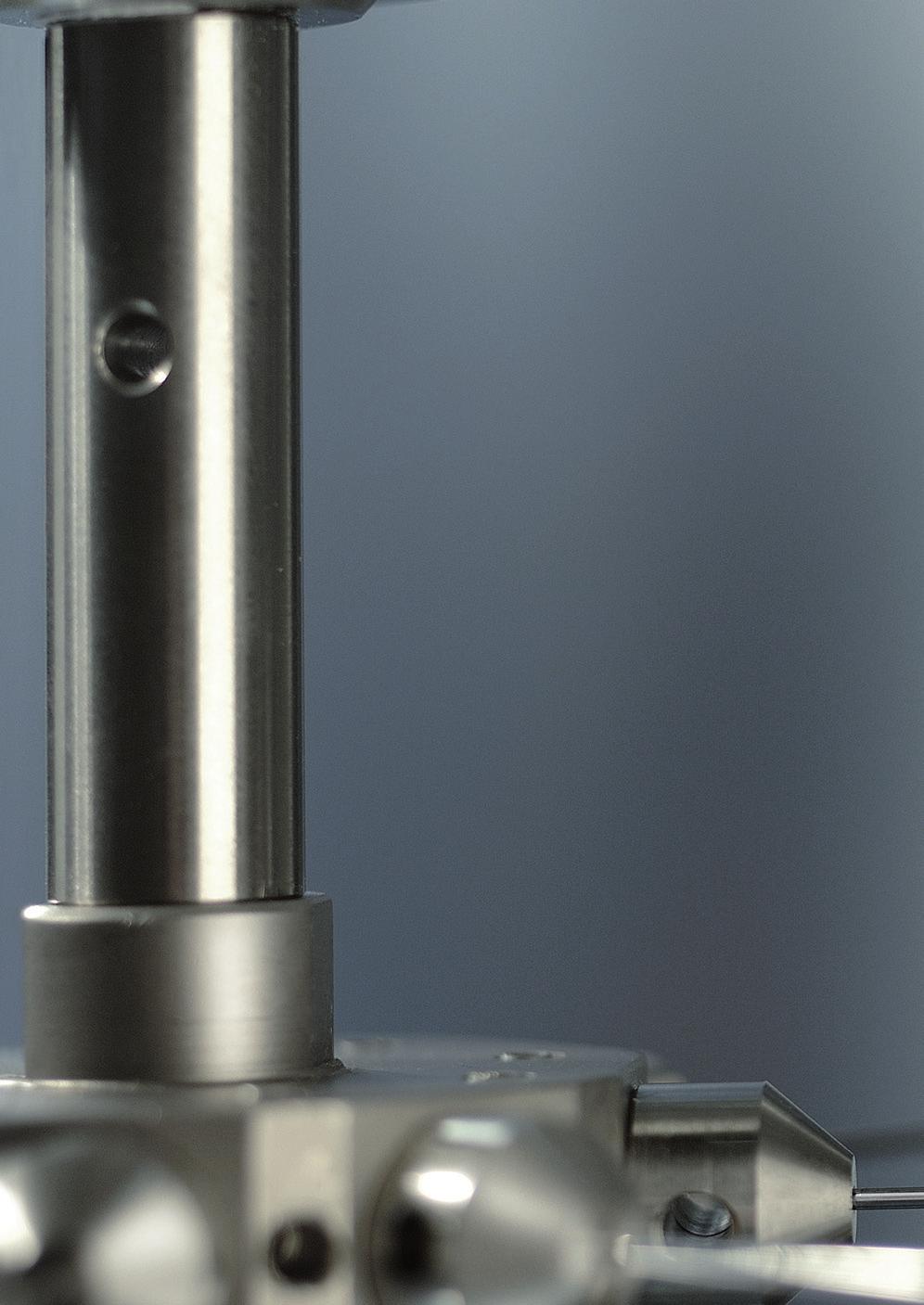 Born From Experience Hexagon Metrology s comprehensive range of probes, probe heads, styli changers and accessories for Coordinate Measuring Machines (CMMs) represents the latest evolution in probing
