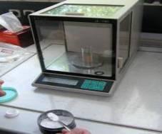 10.5 Preparation of Pressed Powder Pellets in Rings X-LabPro 5 Some powders may require pressing to insure that the bulk density of the samples is reproducible.