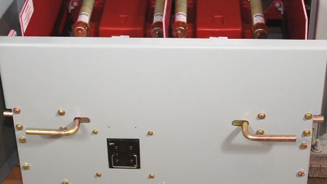 cable entry, interconnect plugs across shipping splits Medium Voltage