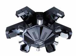 Dominator 1200 XT TM The Dominator's center-piece is a 6-fold multi-scanner featuring 6 arms with moving mirrors and barrel mirrors to create fantastic lighting effects.