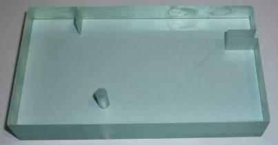 5mm notch Figure 3 Float glass specimen with targets Ultrasonic equipment used for the video included a 5MHz 6mm diameter Krautkramer Benchmark probe.