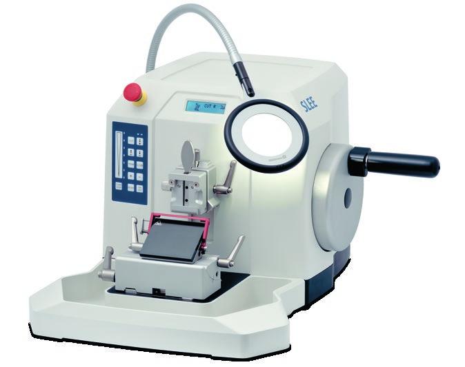The illuminated magnifier directly mounted to the microtome basis is the perfect accessory to meet these requirements.
