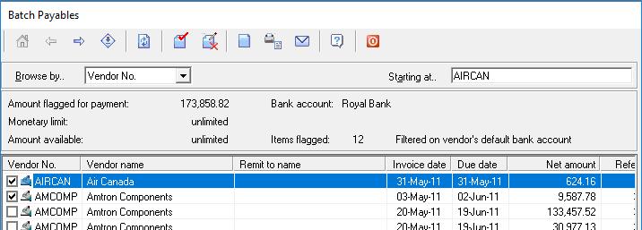 If the Filter vendors by default bank account option was enabled when creating a batch of items to pay, then a status indicator appears when viewing the list.
