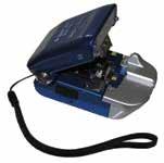 The D1 High Precision Cleaver is a fullautomatic cleaver with universal holder, which is applicable to 250μm fiber cable, 900μm fiber cable, flat cable, and fiber jumper cable.