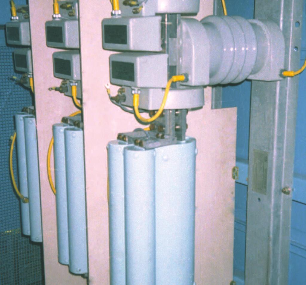- Protect harmonic filter systems without responding to the higher frequencies and associated di/dt. - Bypass neutral reactors to maintain system balance until a major fault occurs.