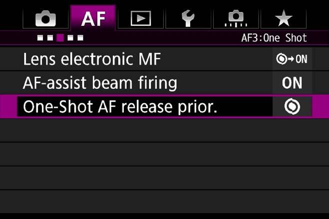 CONTENTS Chapter 1 Chapter 2 Chapter 3 Chapter 4 Chapter 5 Chapter 6 Shutter-release parameter for One-Shot AF [Set in the AF3 tab] [One-Shot AF release priority] Focus priority You cannot shoot a