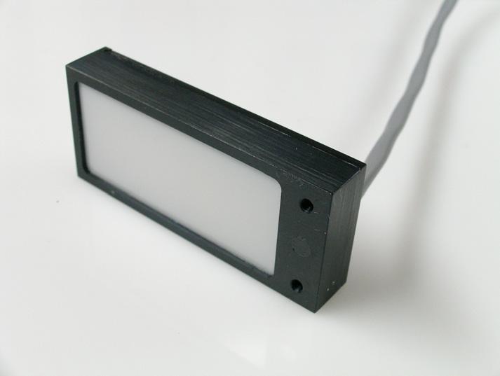 available with power supply with optional trigger input - robust, anodized alu housing - glass or plastic illumination surface - designed to operate in harsh industrial environment Slim