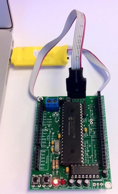 Then plug the programming ribbon cable into the HamStack board.