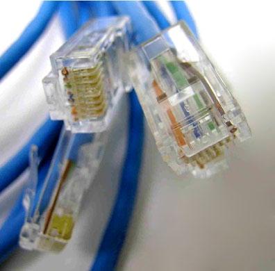 Hardware 1 Setup Requirements Before starting, please verify that the following is available: CAT5/5e or FTP Outdoor Ethernet cable (from the Multiband Dual Radio to PoE Injector) At least one