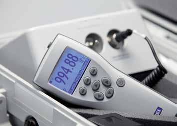 Class A barometers for the most demanding applications are fine-adjusted and calibrated against a high-precision pressure calibrator.
