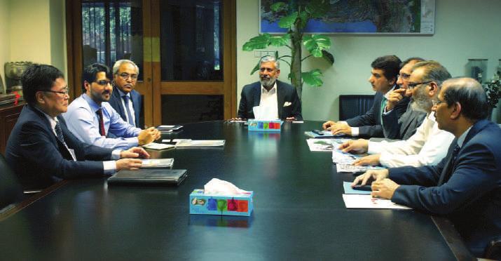 02 CORPORATE NEWS Lunch for Dr. Aamer Ahmed Canadian Company BBA officials visit NESPAK Secretary Power Mr. Yousaf Naseem Khokhar (C), Dr. Tahir M.