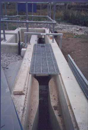 It can be used in a wide range of flumes and weirs in channels and