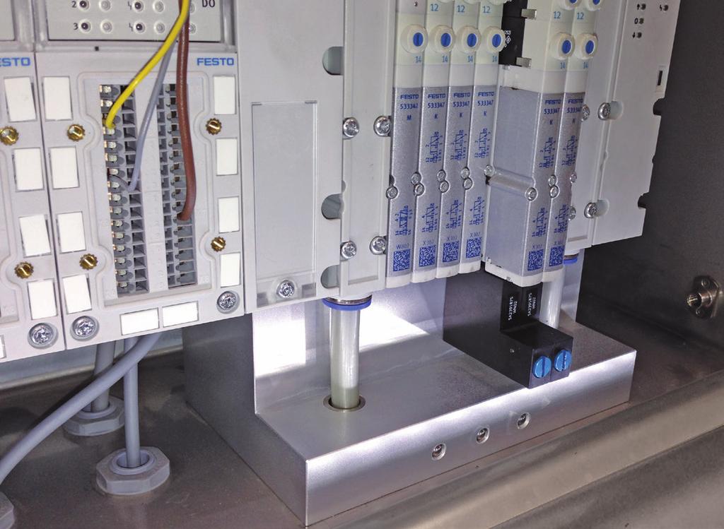 reduce packaging waste. Integrated flow controls Configure terminals using L5K files Using valve terminals with integrated flow controls to control process actuator speed.