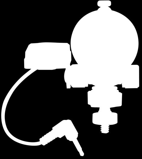 Operation is simple. Plug the 3.5mm plug from the GPS mount into the Accessory Port on the left side of the unit. A gray GPS icon will appear indicating that GPS is plugged in.