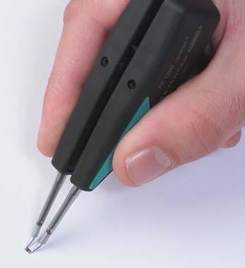 The range of cartridges available allows desoldering of the smallest sized components.