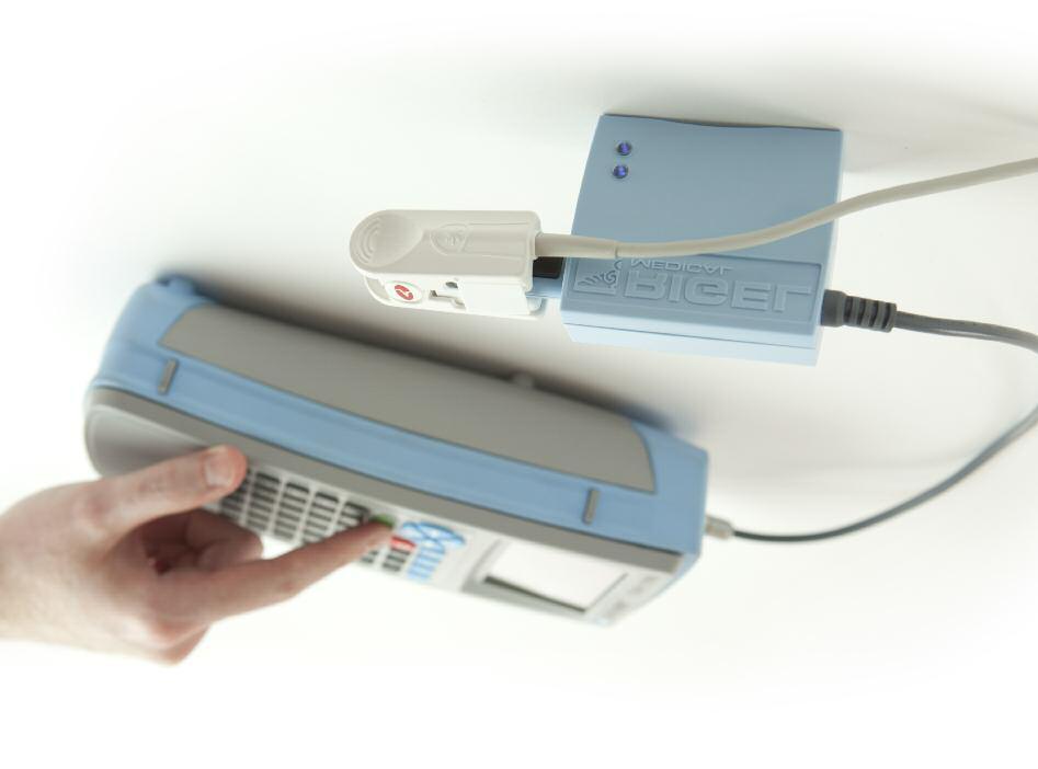 Easy and accurate SpO2 simulation With the new PULS-R The new PULS-R universal SpO2 finger simulator Easy and accurate SpO2 probe placement Bright LEDs confirm correct probe connection Easy