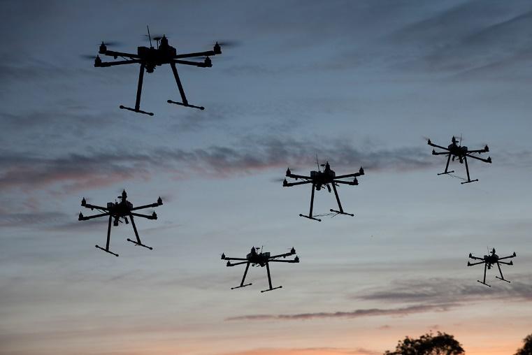 Outline Virtues of UAV swarms Why not over-the-counter wireless?