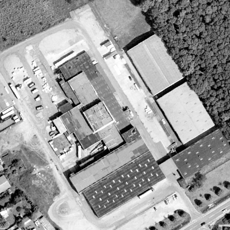 a b c Figure 4 InSAR magnitude image of Frankfurt airport building (a), industrial plant at