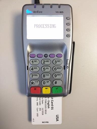6. Press the green key on the keypad to confirm the total amount with tip added. 7.