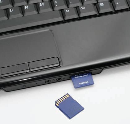 SOLID-STATE STORAGE Flash memory cards