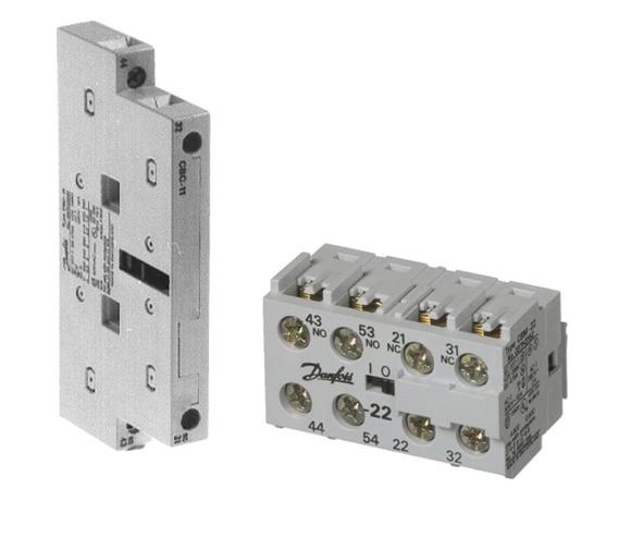 installing the contactor in an enclosure In CBD auxiliary contact the silver tips are cross-stamped. In CBD S auxiliary contact the silver tips are H-shaped. Both contact types are PLC-compatible.