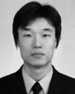 284 IEEE TRANSACTIONS ON COMPUTER-AIDED DESIGN OF INTEGRATED CIRCUITS AND SYSTEMS, VOL. 35, NO. 2, FEBRUARY 2016 Yong Lee received the B.S. and M.S. degrees in electrical and electronic engineering from Yonsei University, Seoul, Korea, in 2005, where he is currently pursuing the Ph.