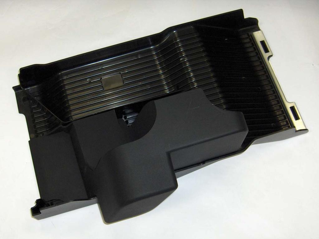 Figure 6 HP Z800 Main Airflow Guide (under-side) with Liquid Cooling Duct Attached Advantages Acoustics The reduction in noise is accomplished through the use of a liquid cooling assembly that