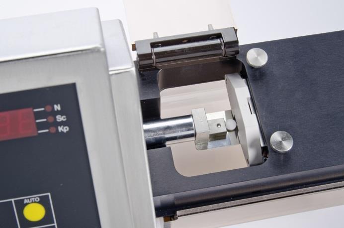 This flexibility and the reproducibility of the results have made the PTB 311E/511E/311E-800 series to become one of the most sold hardness testers.