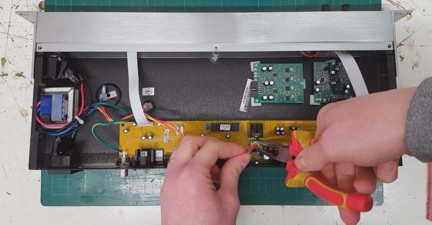 NOTE: If installing input and output upgrades together, the Green and Blue wires on the input PCB